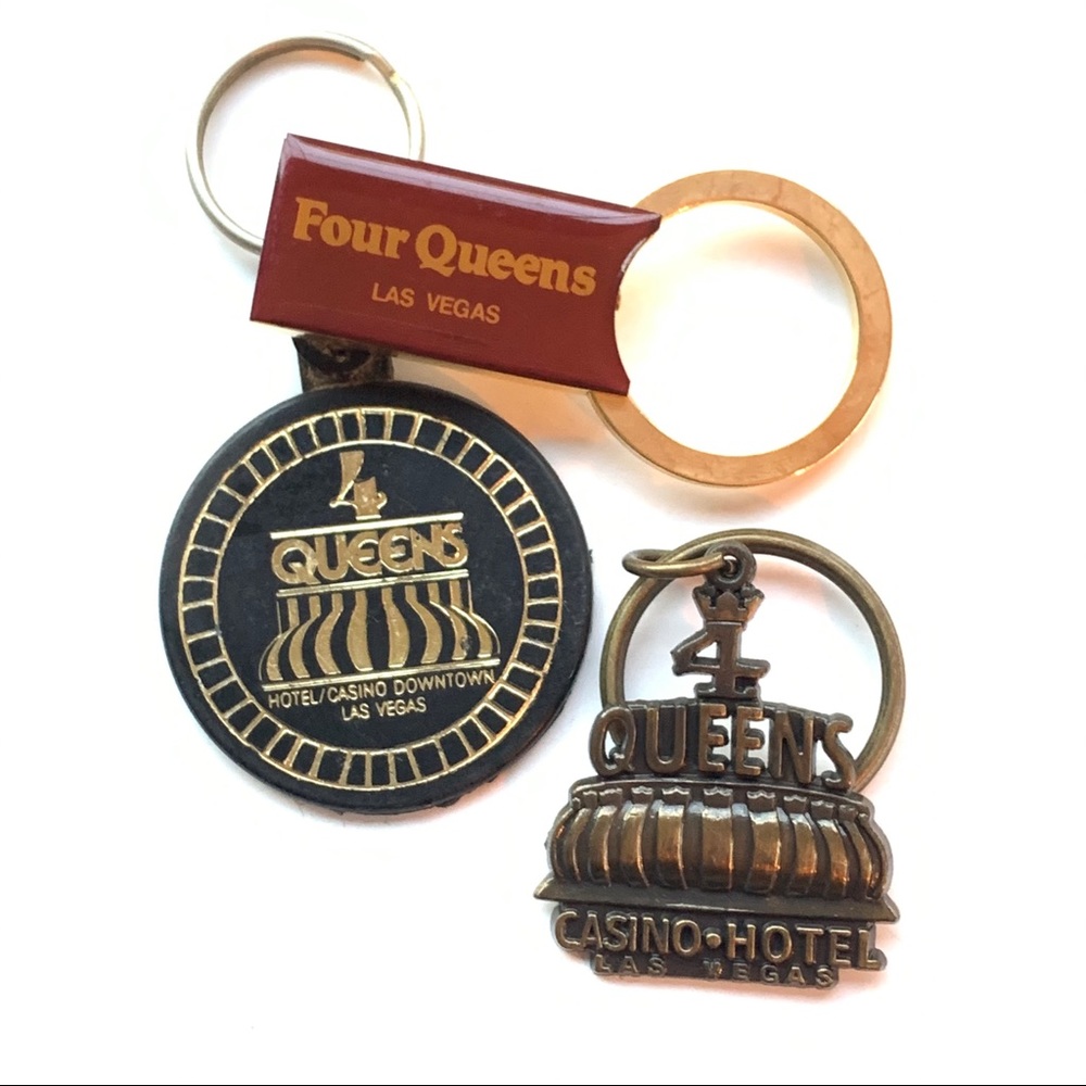 Four Queens Hotel Casino🎄Vintage Keychain ornamen